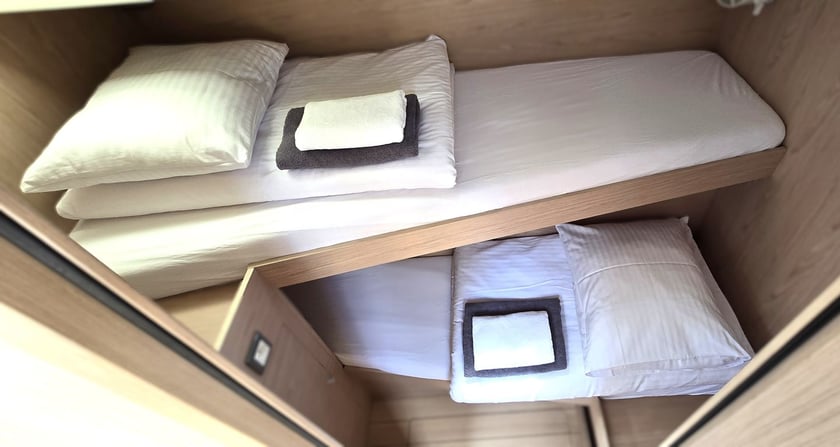 Cala d`Or Velero Cabina 6  12  literas 12  invitados 15.94 m Número de anuncio: #27179 5