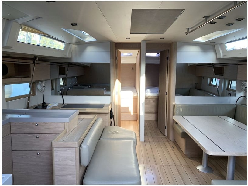 Cala d`Or Velero Cabina 6  12  literas 12  invitados 15.94 m Número de anuncio: #27179 2