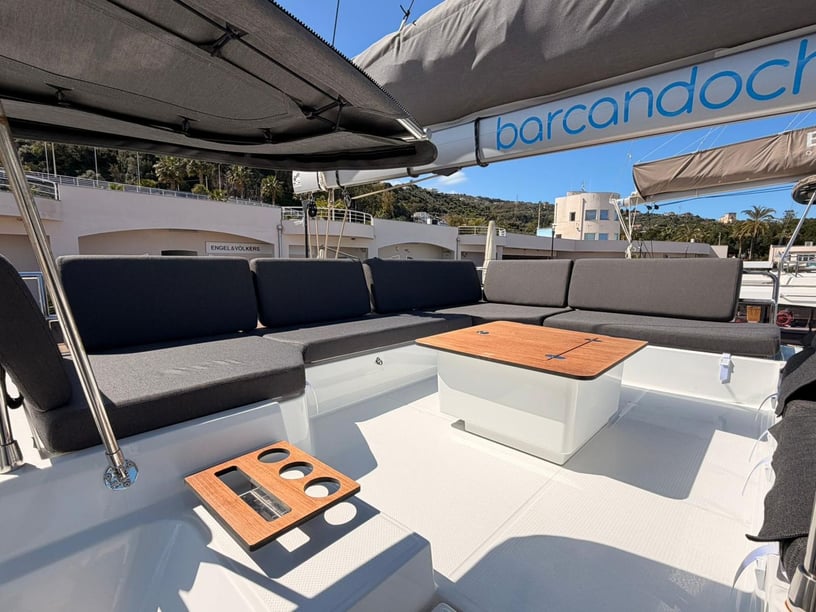 Capo d'Orlando Catamaran 4 cabin 8 berths 8 guests 13.45 m Listing Number: #27217 5