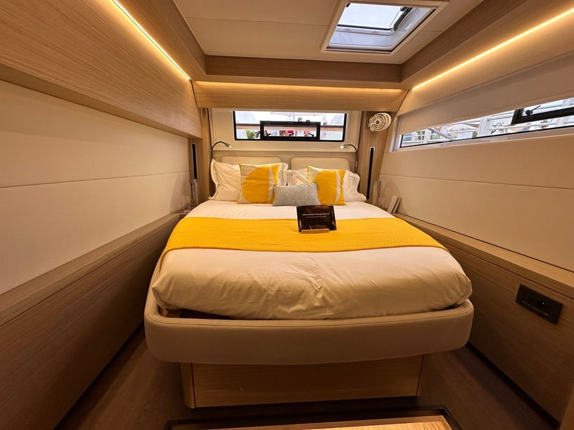 Split Catamarán Cabina 7  11  literas 11  invitados 15.6 m Número de anuncio: #27238 4