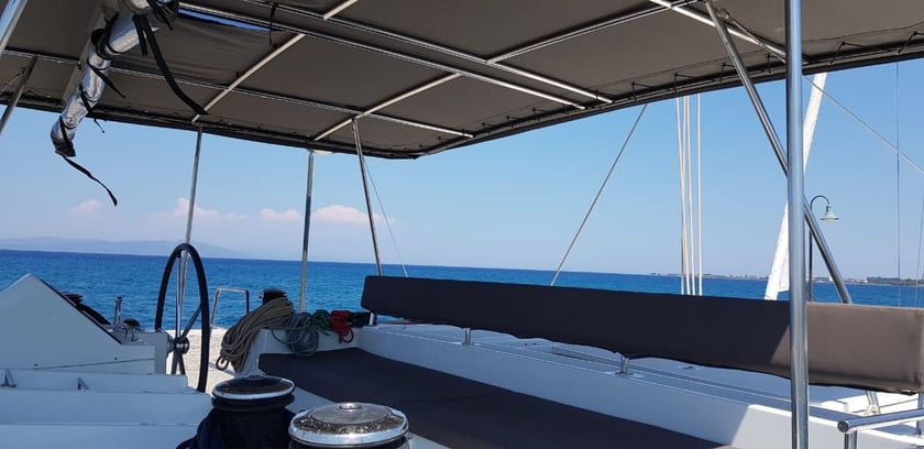 Sami Katamaran 6 kabin Konaklama 12 kişi Seyir 12 kişi 13.96 m İlan No: #27253 4