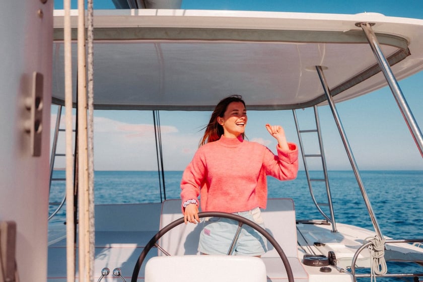 Seget Donji Catamarán Cabina 6  12  literas 12  invitados 13.99 m Número de anuncio: #27262 4