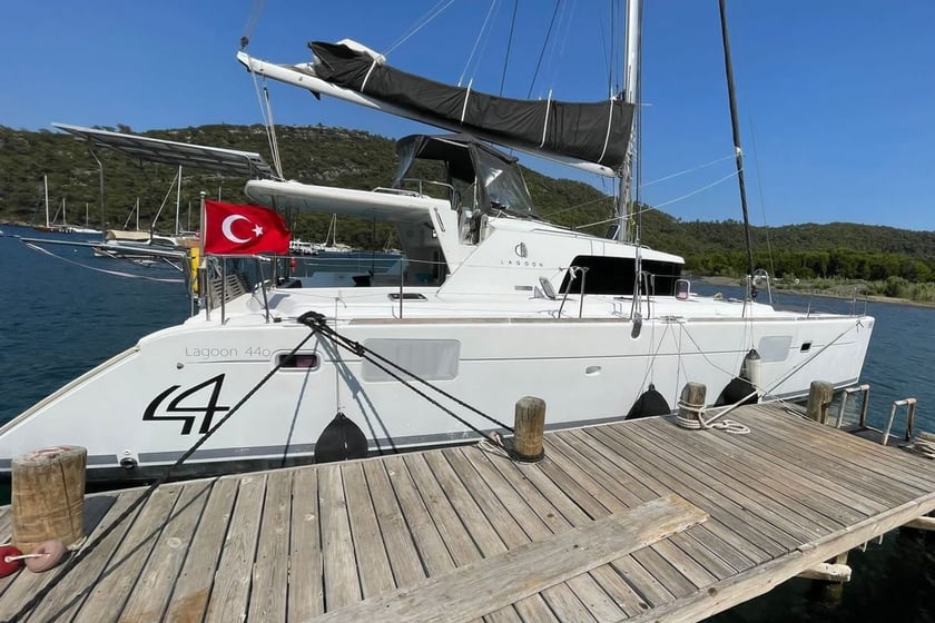 Gocek Catamaran Cabine 4  Couchettes 8  Invités 8  14 m Numéro de l'annonce: #27273