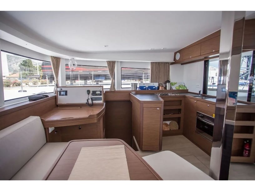 Ko Chang Catamarán Cabina 4  10  literas 12  invitados 12.94 m Número de anuncio: #27274 2