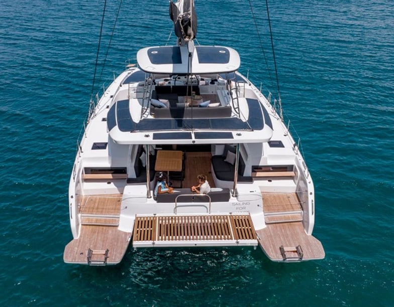 Athens Catamaran 4 cabin 10 berths 10 guests 15.35 m Listing Number: #27288 3