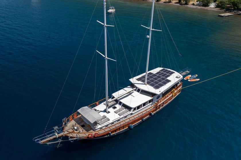 Marmaris Gulet 4 kabin Konaklama 12 kişi Seyir 12 kişi 23.15 m İlan No: #27357