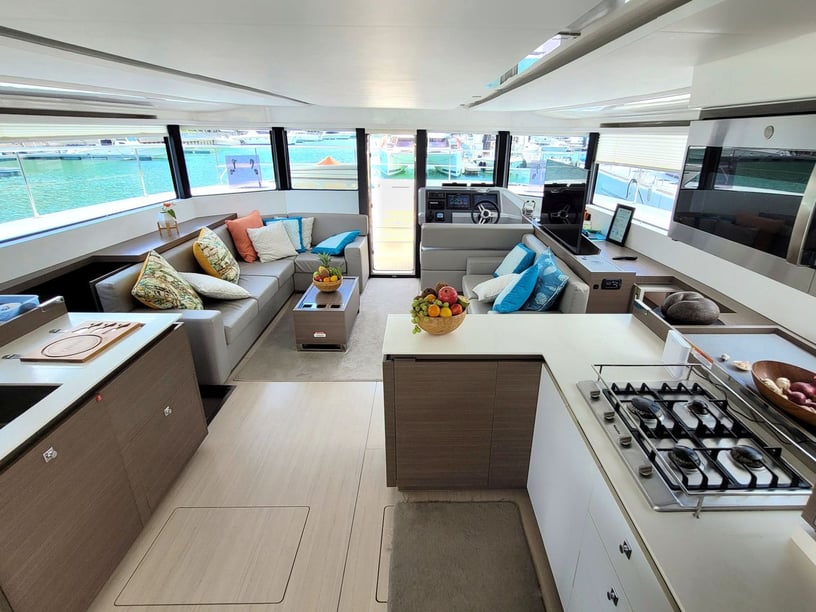 Mahe, Victoria Catamaran 3 cabin 6 berths 6 guests 16.18 m Listing Number: #27359 2