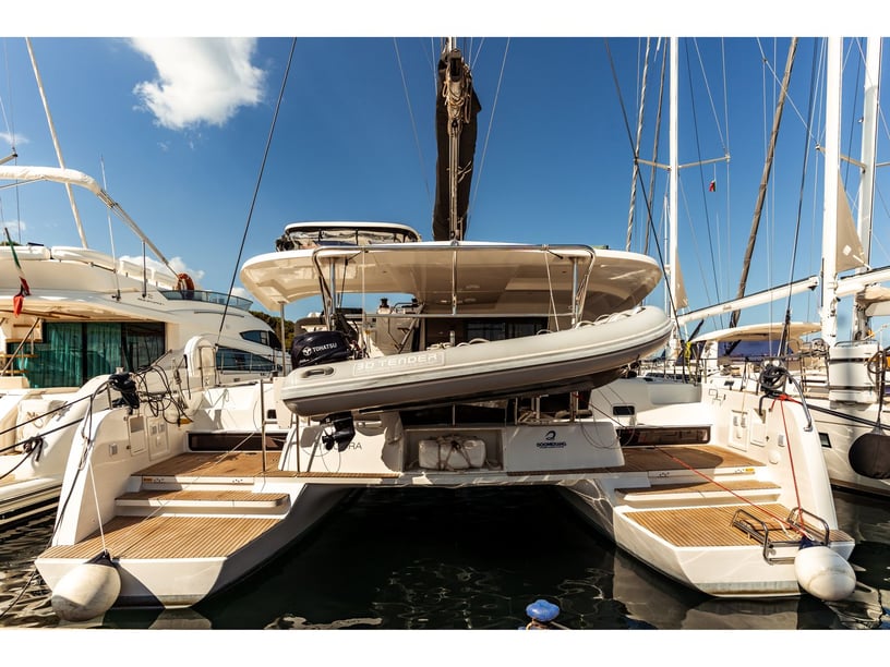Portisco Catamaran 6 cabin 10 berths 10 guests 12.8 m Listing Number: #27418