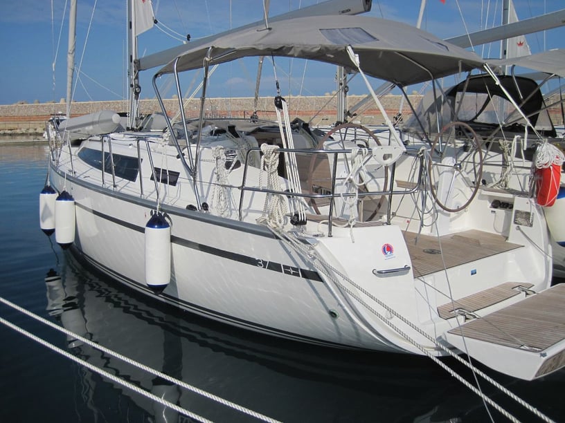Capo d'Orlando Sailboat 3 cabin 8 berths 8 guests 10.9 m Listing Number: #27456