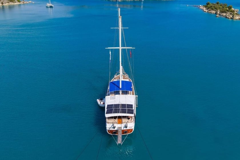 Fethiye Gulet 8 kabin Konaklama 16 kişi Seyir 16 kişi 25 m İlan No: #27470 3