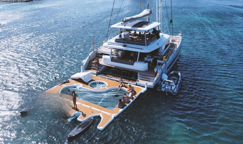 Kaštel Gomilica Catamarán Cabina 4  4  literas 4  invitados 20.55 m Número de anuncio: #27503 3