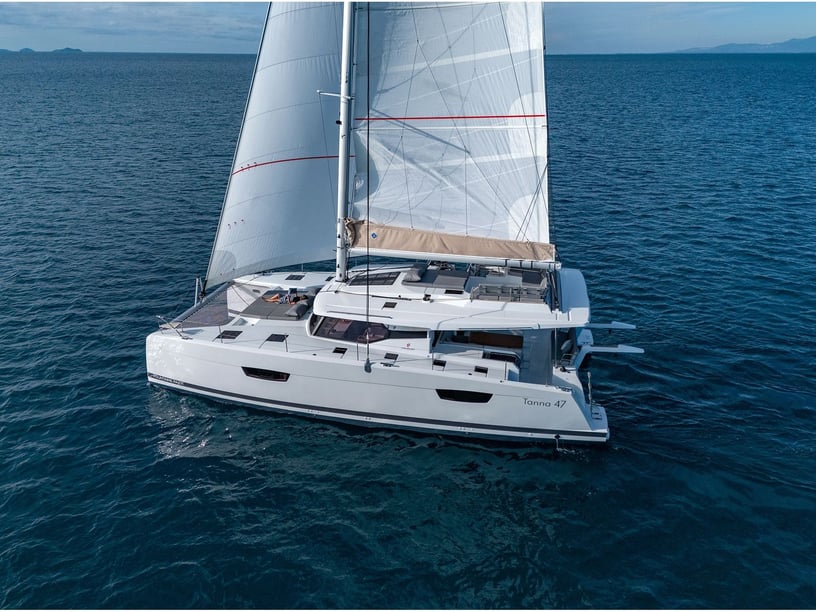 Castellammare di Stabia Catamaran 5 cabin 13 berths 13 guests 13.98 m Listing Number: #27511 2