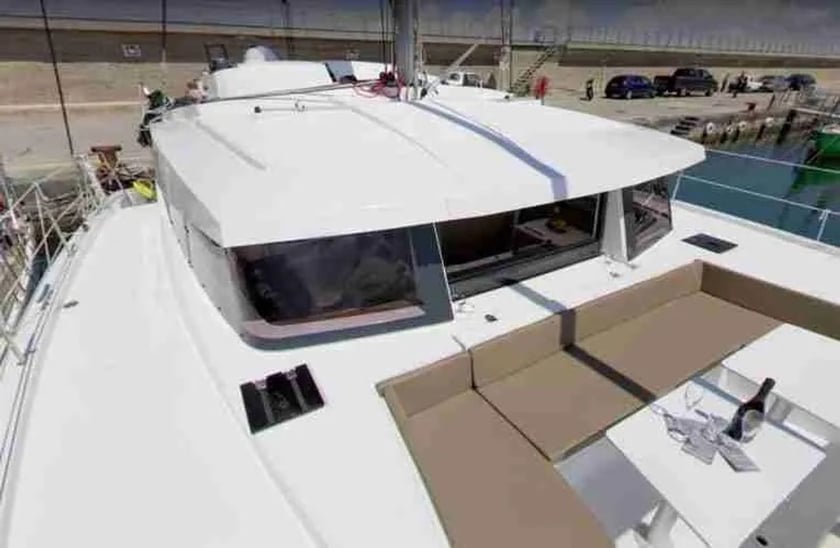 Rodi (IT) Catamarano cabina 6  cuccette 10  10  ospiti 12.5 m Numero dell'inserzione: #27528 5