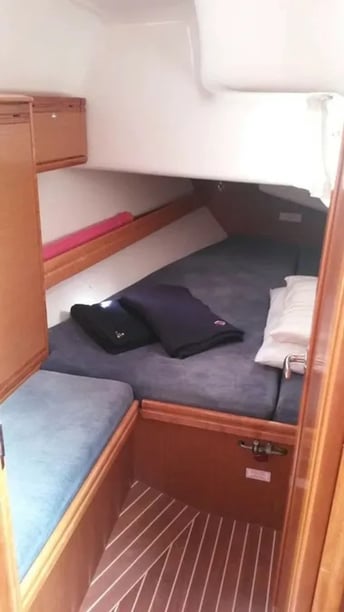 Rodi (IT) Yelkenli 3 kabin Konaklama 7 kişi Seyir 7 kişi 12.35 m İlan No: #27530 4