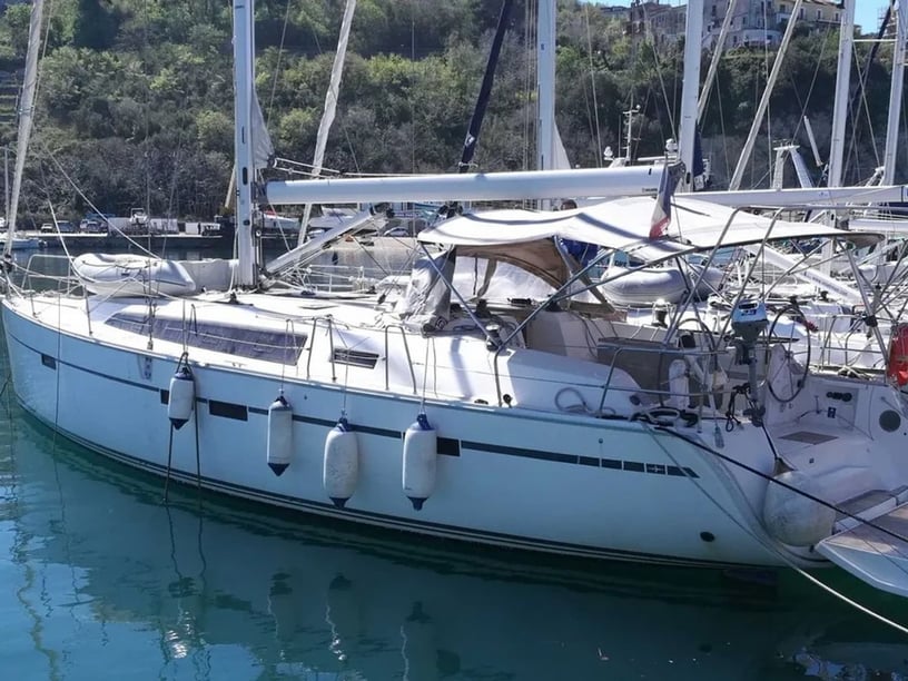 Agropoli Segelboot 4 Kabine 9 Liegeplätze 9 Gäste 14.02 m Nummer des Inserats: #27538