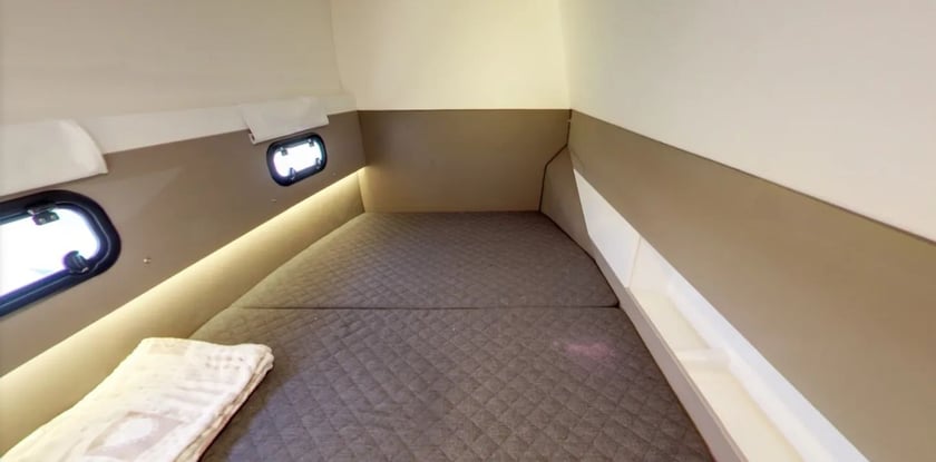 Agropoli Catamaran Cabine 4  10  slaapplaatsen 10  gasten 12.49 m Lijstnummer: #27543 3