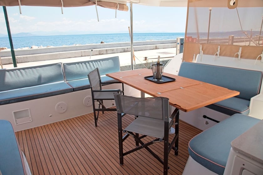 Mpenitses Catamaran 4 cabin 12 berths 12 guests 13.99 m Listing Number: #27571 3