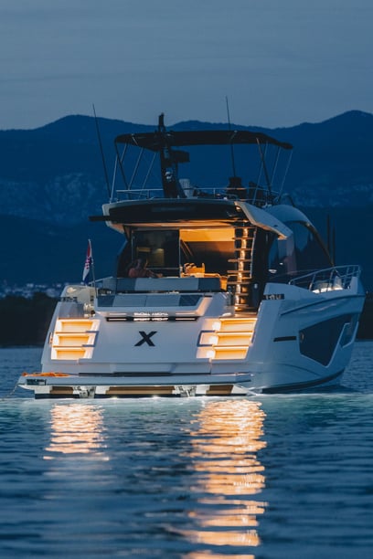 Gesplitst Motorjacht Cabine 4  6  slaapplaatsen 6  gasten 22.5 m Lijstnummer: #27596 5