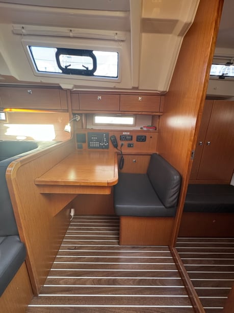 Rogoznica Zeilboot Cabine 3  7  slaapplaatsen 7  gasten 12.35 m Lijstnummer: #27599 3