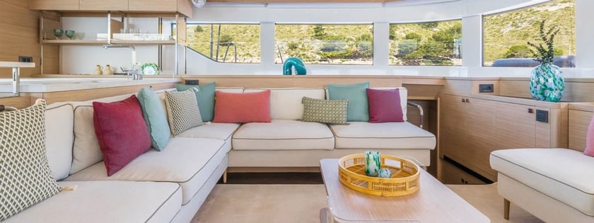 Portisco Catamarano cabina 5  cuccette 10  10  ospiti 19.77 m Numero dell'inserzione: #27626 5