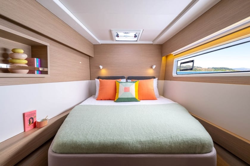 Furnari Katamaran 4 Kabine 12 Liegeplätze 12 Gäste 13.85 m Nummer des Inserats: #27631 4