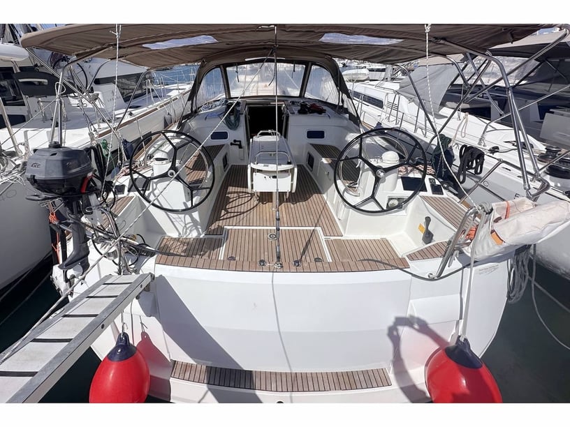 Talamone Barca a vela cabina 4  cuccette 10  10  ospiti 15.75 m Numero dell'inserzione: #27655 3