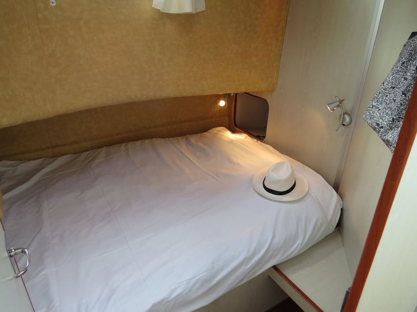 Sable-sur-Sarthe Motorboot 4 Kabine 12 Liegeplätze 10 Gäste 13.5 m Nummer des Inserats: #27667 5