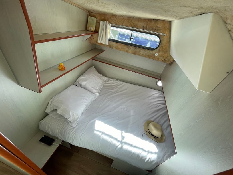 Grez-Neuville Motorboot 4 Kabine 10 Liegeplätze 10 Gäste 11.5 m Nummer des Inserats: #27669 2