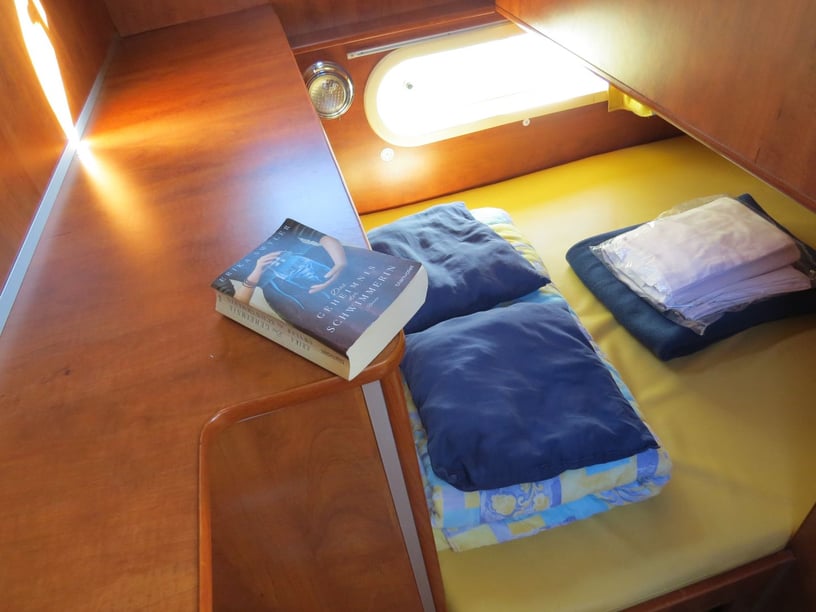 Sable-sur-Sarthe Motorboot 5 Kabine 12 Liegeplätze 12 Gäste 13 m Nummer des Inserats: #27691 4