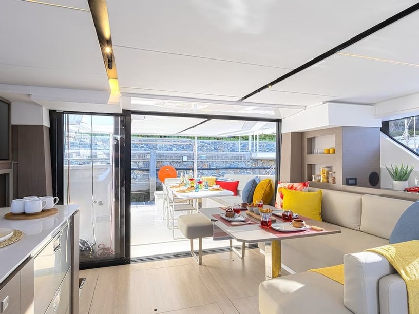Road Town Catamaran Cabine 4  10  slaapplaatsen 10  gasten 13.9 m Lijstnummer: #27762 2