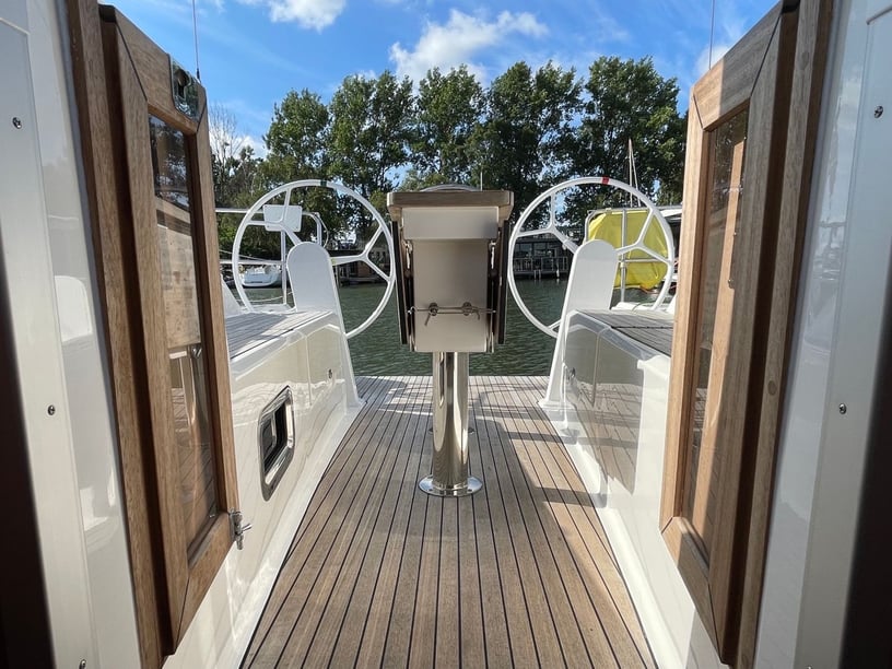 Göteborg Zeilboot Cabine 3  6  slaapplaatsen 6  gasten 9.99 m Lijstnummer: #27830 4
