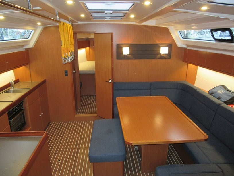 Stockholm - Saltsjöbaden Voilier Cabine 4  Couchettes 9  Invités 9  14.24 m Numéro de l'annonce: #27834 5