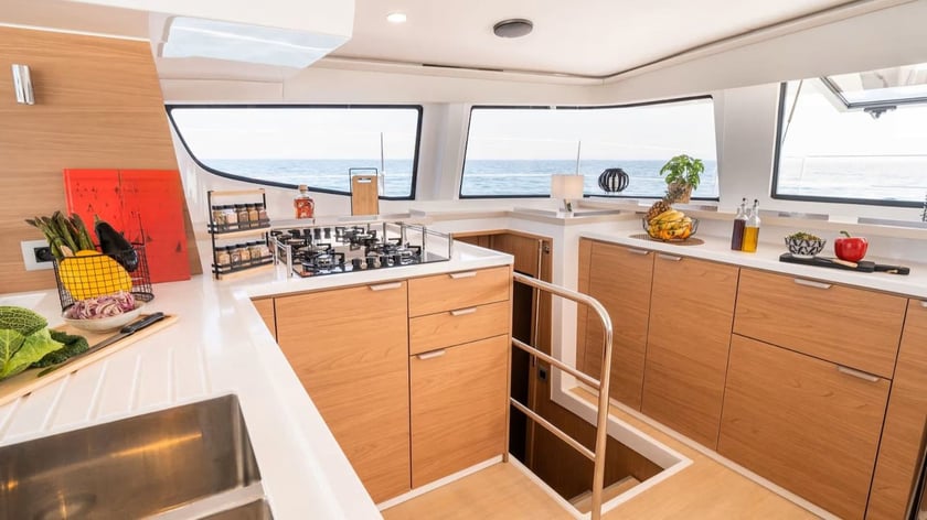 Cannigione Katamaran 5 Kabine 12 Liegeplätze 12 Gäste 14.54 m Nummer des Inserats: #27839 5