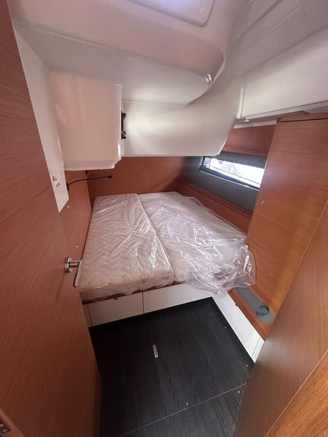 Palermo Velero Cabina 5  10  literas 10  invitados 14.6 m Número de anuncio: #27861 5