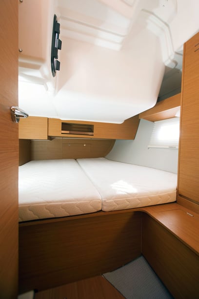 Procida Yelkenli 3 kabin Konaklama 8 kişi Seyir 8 kişi 11.93 m İlan No: #27866 5