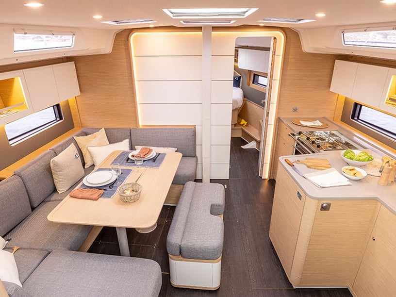 Palermo Sailboat 3 cabin 8 berths 8 guests 12.75 m Listing Number: #27870 2