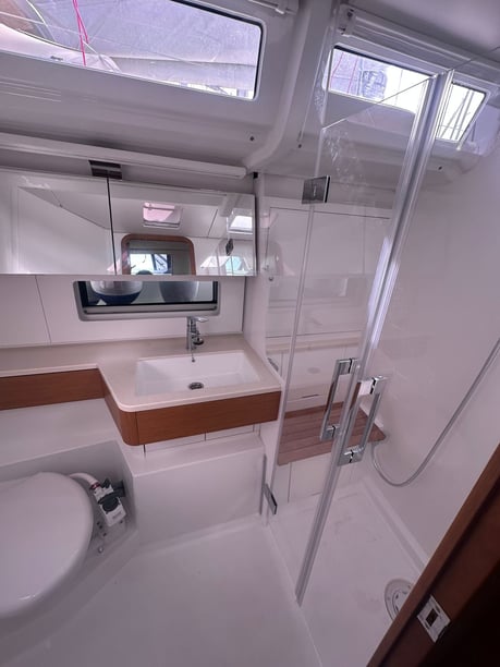 Procida Catamaran 4 cabin 10 berths 10 guests 14.6 m Listing Number: #27872 4