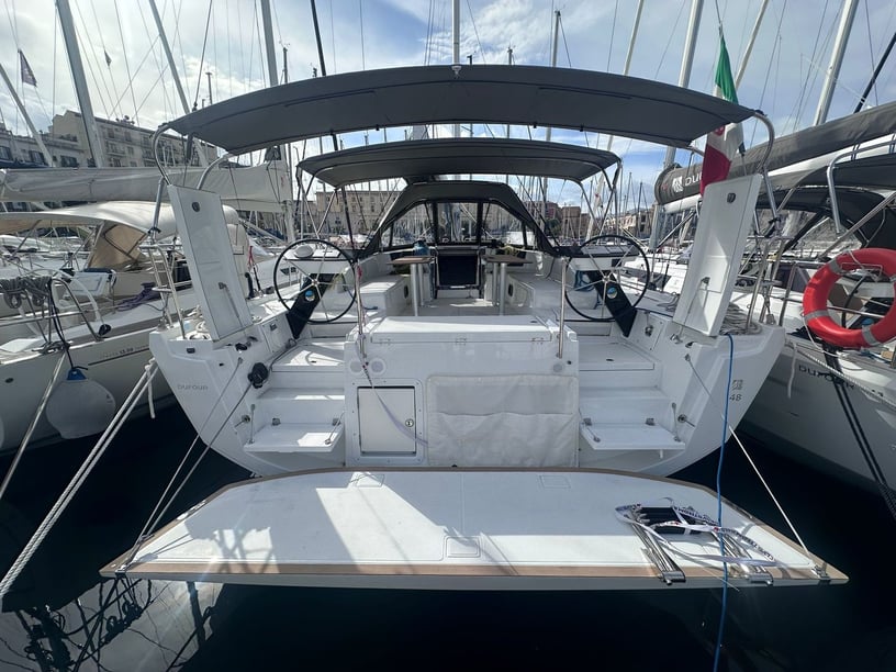 Procida Catamaran 4 cabin 10 berths 10 guests 14.6 m Listing Number: #27872