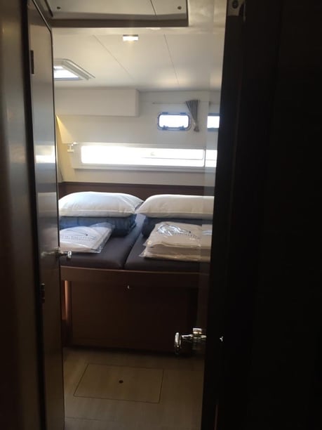 Gouvia Catamarán Cabina 6  12  literas 12  invitados 12.8 m Número de anuncio: #27890 4