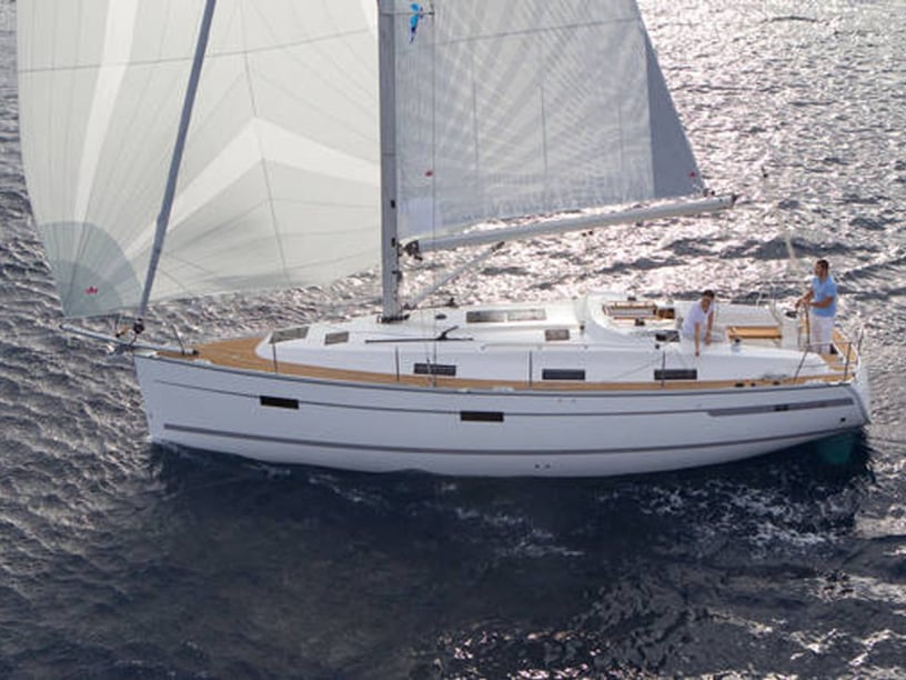 Palma de Mallorca Sailboat 3 cabin 6 berths 6 guests 11.3 m Listing Number: #279