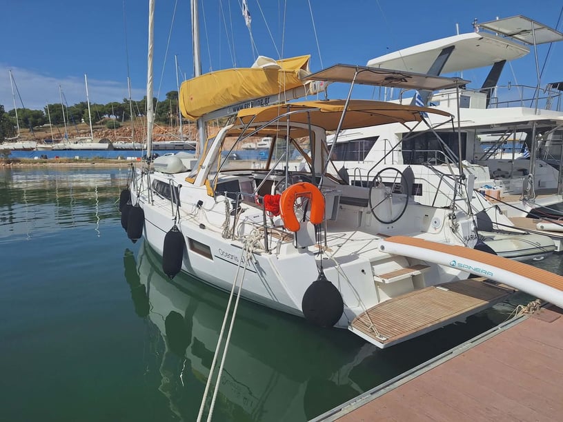 Nea Peramos - Attica Sailboat 3 cabin 8 berths 8 guests 12.43 m Listing Number: #27903