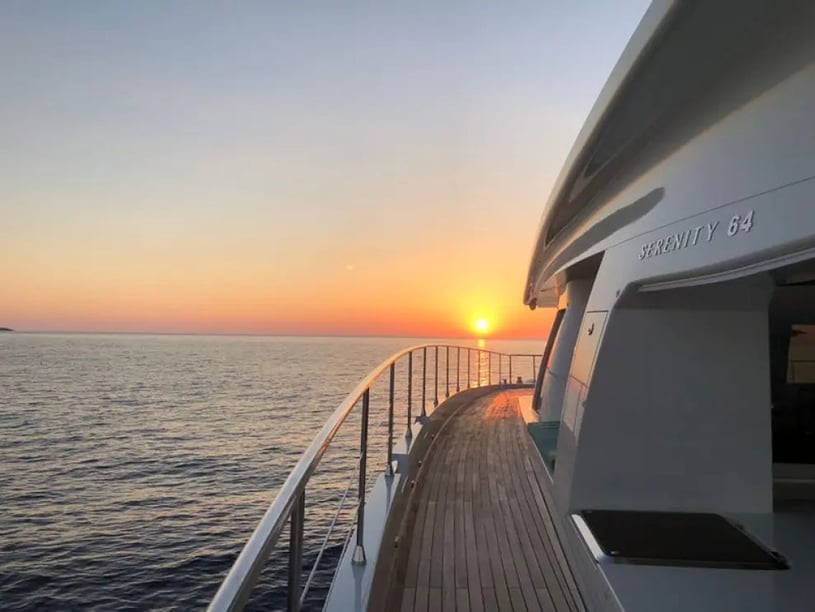 Sant Antoni de Portmany Catamarán Cabina 3  10  literas 11  invitados 19.4 m Número de anuncio: #27925 3