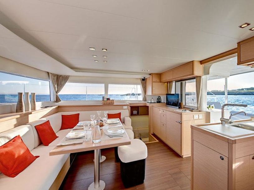 Vlichada Catamaran 5 cabin 10 berths 8 guests 13.96 m Listing Number: #27928 2