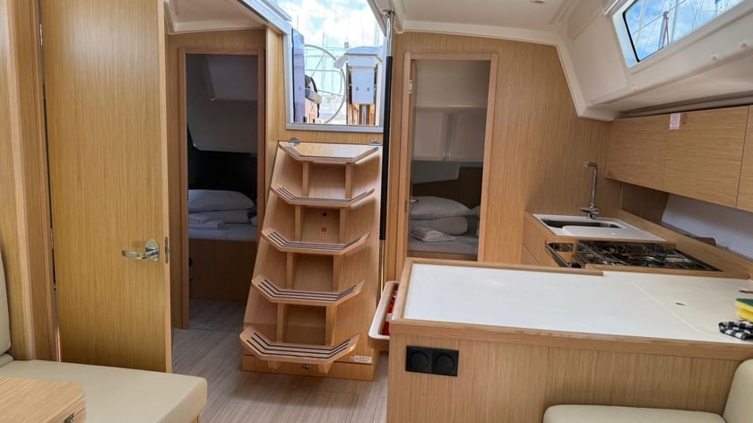Kaštel Gomilica Yelkenli 3 kabin Konaklama 8 kişi Seyir 8 kişi 12.38 m İlan No: #27936 4