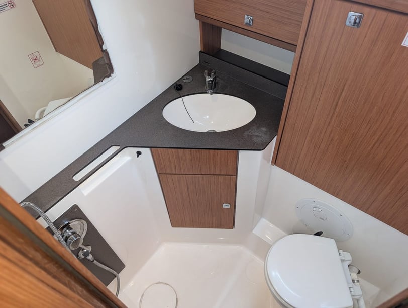 Rogoznica Zeilboot Cabine 2  5  slaapplaatsen 5  gasten 10.2 m Lijstnummer: #27958 5