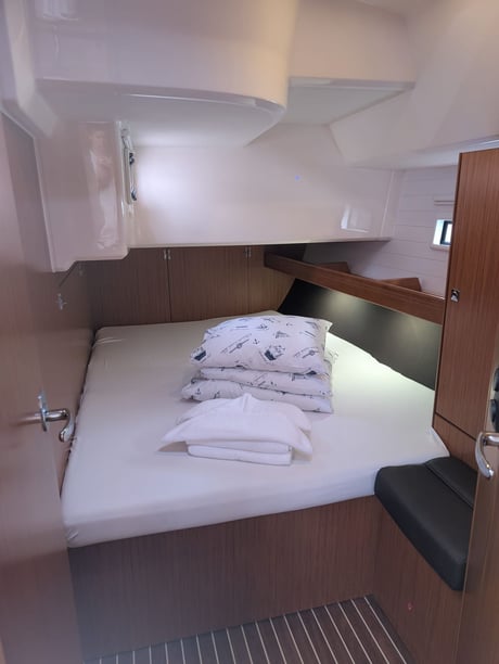 Rogoznica Zeilboot Cabine 4  8  slaapplaatsen 8  gasten 14.52 m Lijstnummer: #27961 4