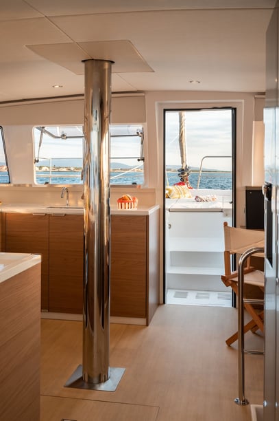 Saint-Mandrier-sur-Mer Katamaran 4 kabin Konaklama 8 kişi Seyir 8 kişi 13.75 m İlan No: #27965 5