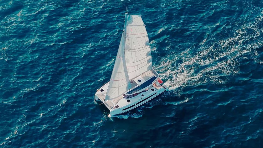 Lavrion Catamarano cabina 6  cuccette 10  12  ospiti 12.1 m Numero dell'inserzione: #27966 4