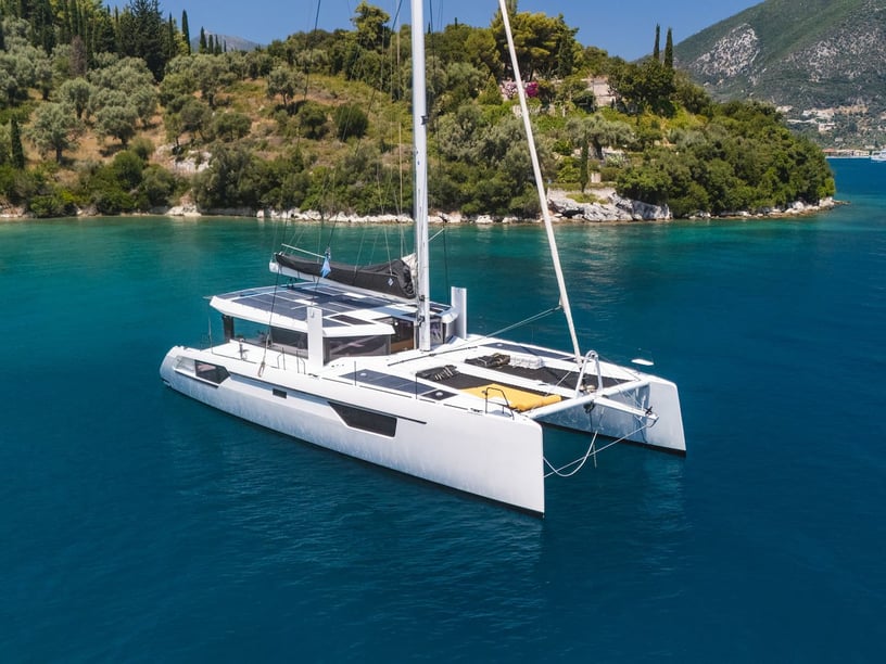 Lefkada Catamaran Cabine 4  8  slaapplaatsen 12  gasten 16.25 m Lijstnummer: #27970