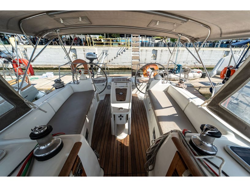 Kavala Barca a vela cabina 4  cuccette 8  10  ospiti 12.75 m Numero dell'inserzione: #27976